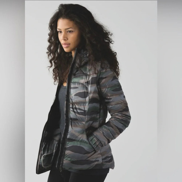 ! Lululemon Fluffin Awesome Jacket
Coast Camo Butter Pink Multi - Picture 2 of 10